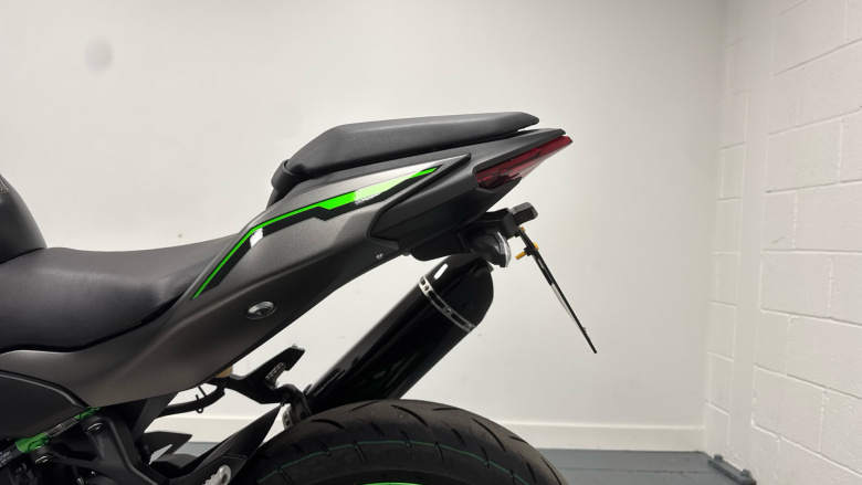 Kawasaki Z ER500FRFAN (24MY)